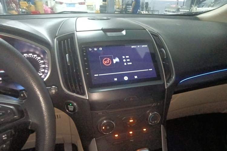 Used Ford Edge 2015 2.0T GTDi Two-Wheel-Drive Elite Edition Audio And AC Panel