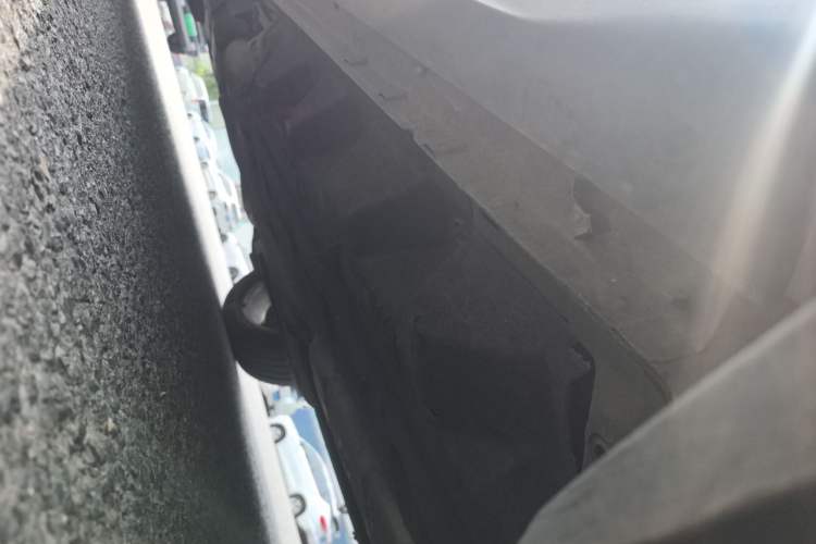 Used Ford Edge 2015 2.7T GTDi 4x4 Prestige 7-Seater Chassis Front Right