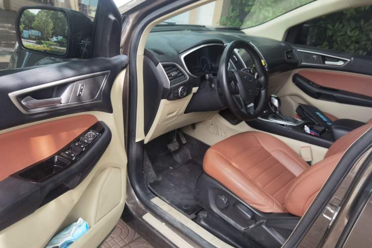 Used Ford Edge 2015 2.0T GTDi Two-Wheel-Drive Elite Edition Driver Seat