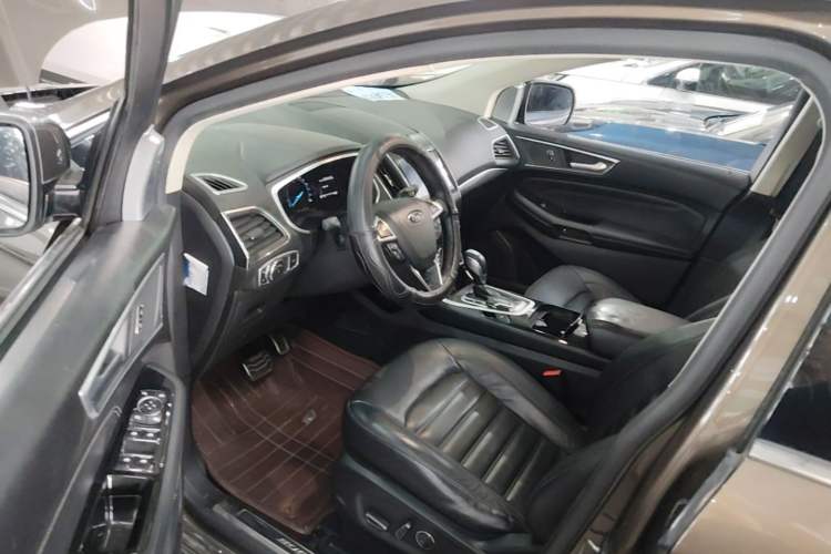 Used Ford Edge 2015 2.0T GTDi 4x4 High-Grade Model Driver Seat