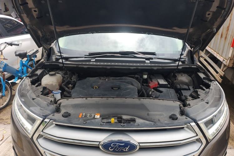 Used Ford Edge 2015 2.0T GTDi Two-Wheel-Drive High-Line Version Engine Bay