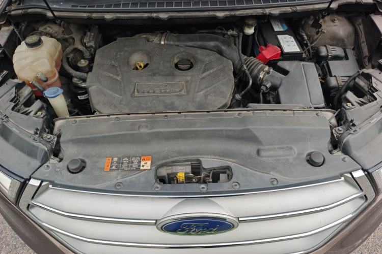 Used Ford Edge 2015 2.0T GTDi Four-Wheel Drive Prestige Model Engine Bay