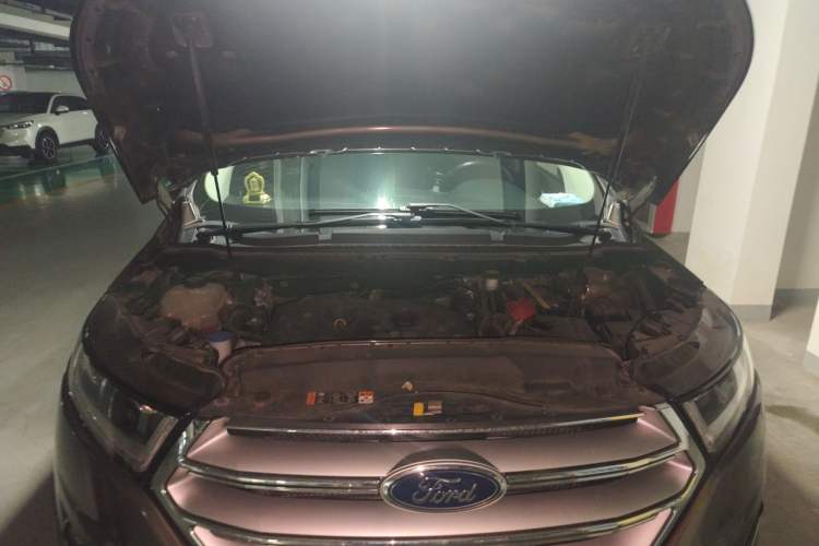 Used Ford Edge 2015 2.0T GTDi Four-Wheel Drive Prestige Model Engine Bay