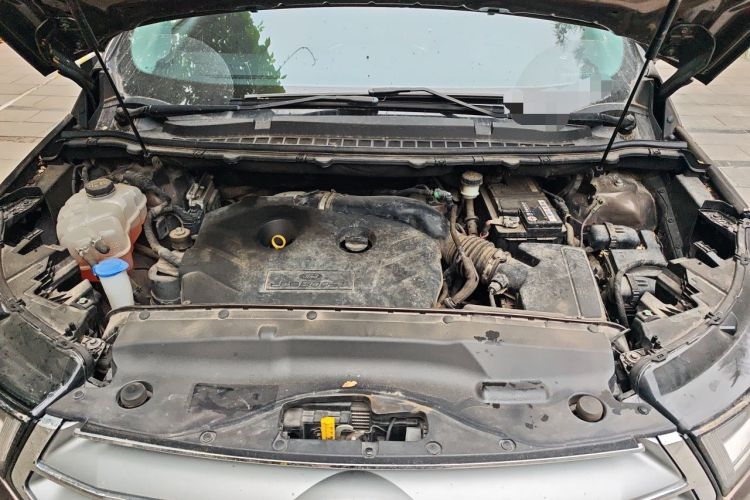Used Ford Edge 2015 2.0T GTDi 4x4 High-Grade Model Engine Bay