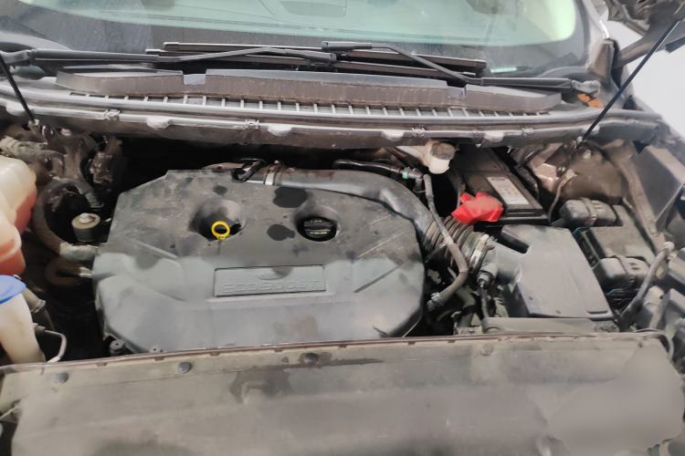 Used Ford Edge 2015 2.0T GTDi Four-Wheel Drive Prestige Model Engine Bay