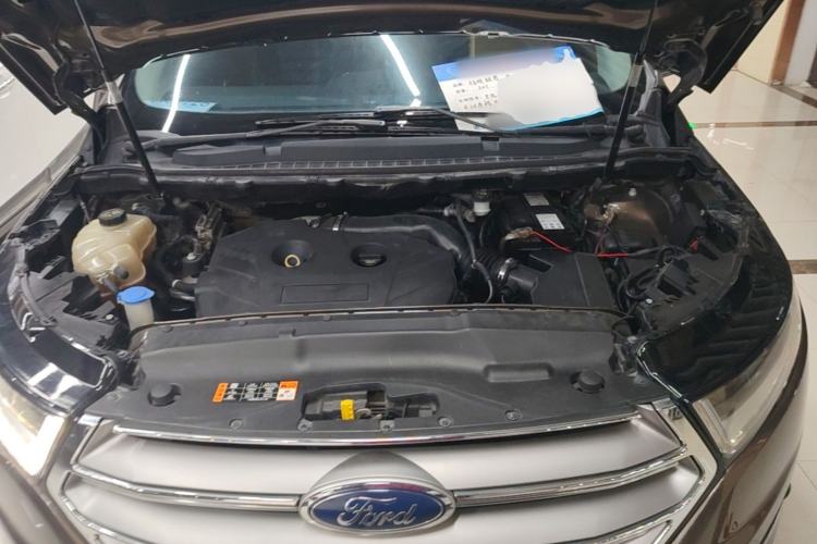 Used Ford Edge 2015 2.0T GTDi 4x4 High-Grade Model Engine Bay
