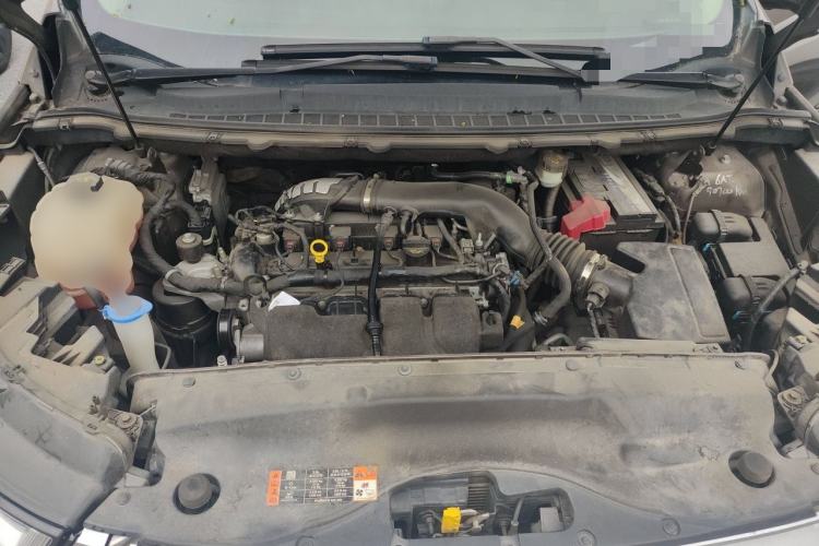 Used Ford Edge 2015 2.0T GTDi Two-Wheel-Drive High-Line Version Engine Bay