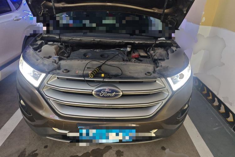 Used Ford Edge 2015 2.0T GTDi 4x4 High-Grade Model Engine Bay