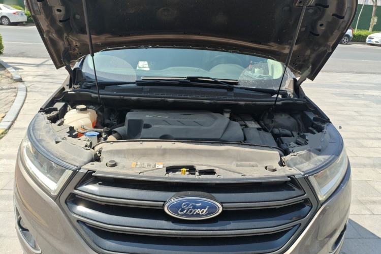 Used Ford Edge 2015 2.7T GTDi 4x4 Sporty 7-Seater Engine Bay