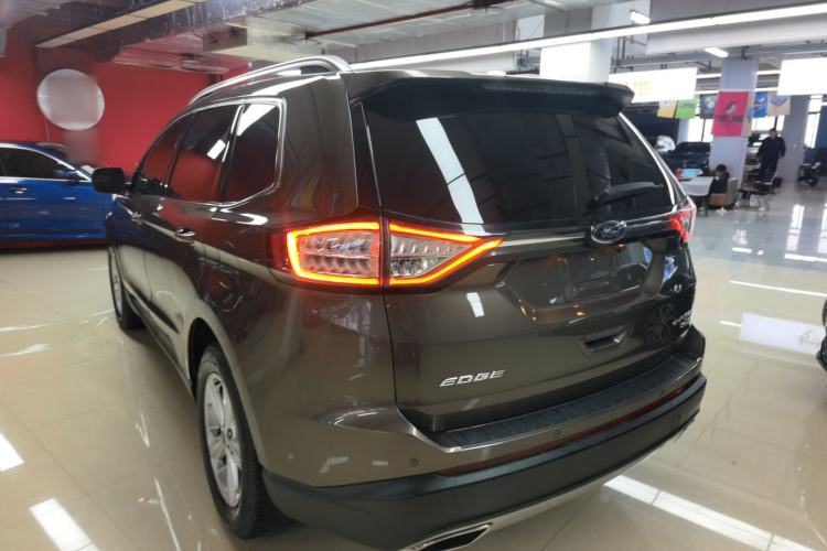Used Ford Edge 2015 2.0T GTDi Two-Wheel-Drive Elite Edition Exterior 2
