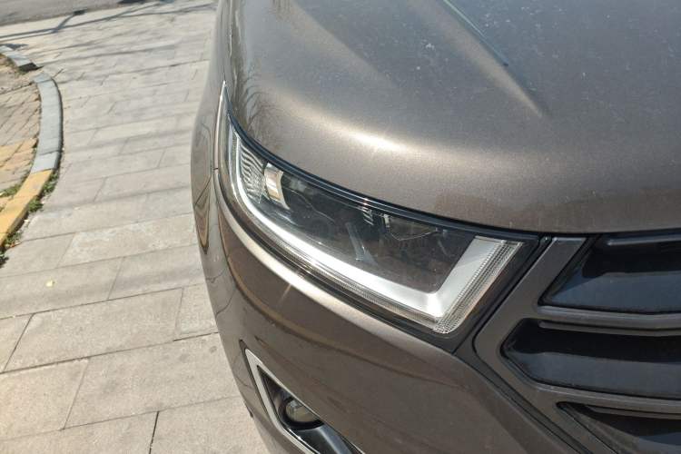 Used Ford Edge 2015 2.7T GTDi 4x4 Sporty 7-Seater Exterior 6