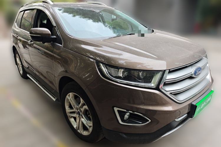 Used Ford Edge 2015 2.0T GTDi 4x4 High-Grade Model Front Right 45 Deg
