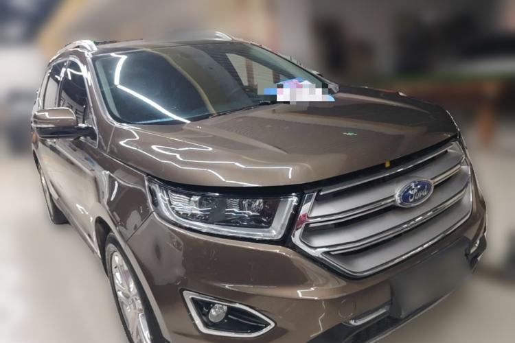 Used Ford Edge 2015 2.0T GTDi 4x4 High-Grade Model Front Right 45 Deg