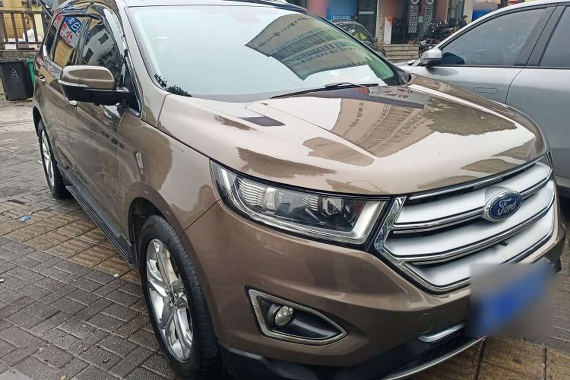 Used Ford Edge 2015 2.0T GTDi 4x4 High-Grade Model Front Right 45 Deg