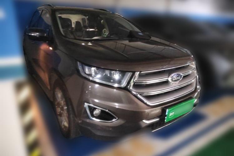 Used Ford Edge 2015 2.7T GTDi 4x4 Prestige 7-Seater Front Right 45 Deg
