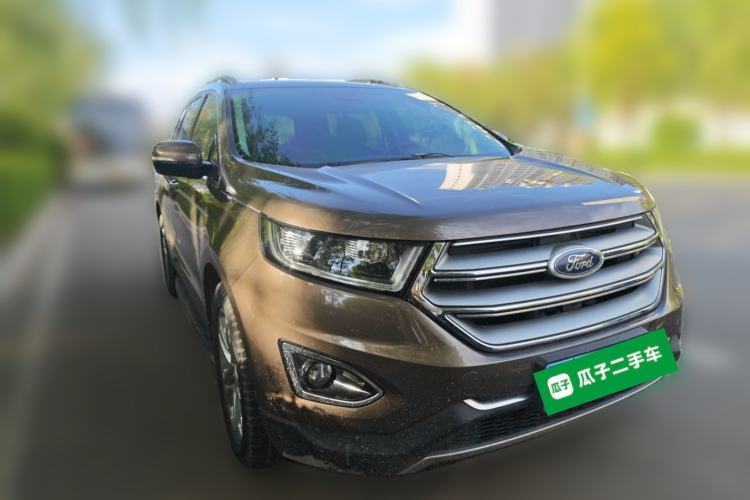 Used Ford Edge 2015 2.0T GTDi Two-Wheel-Drive High-Line Version Front Right 45 Deg