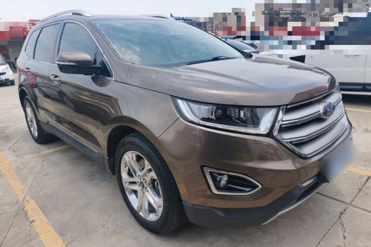 Used Ford Edge 2015 2.0T GTDi Two-Wheel-Drive High-Line Version Front Right 45 Deg