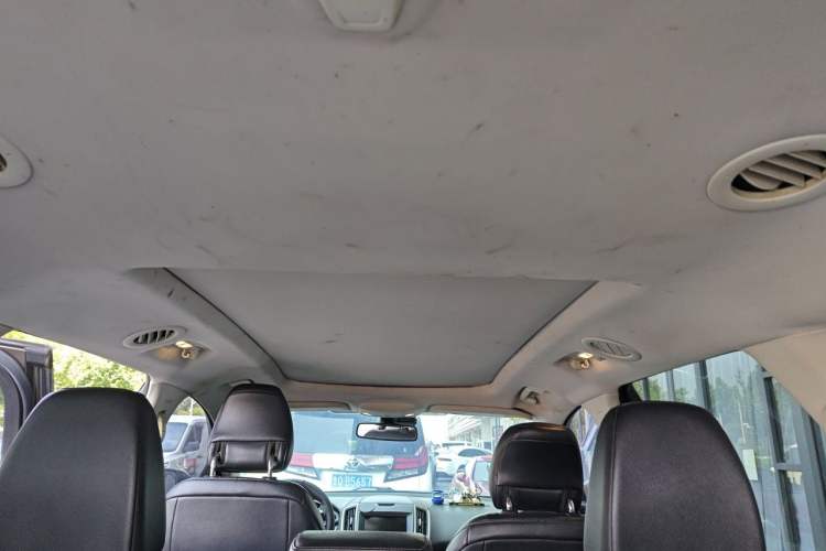 Used Ford Edge 2015 2.0T GTDi 4x4 High-Grade Model Headliner