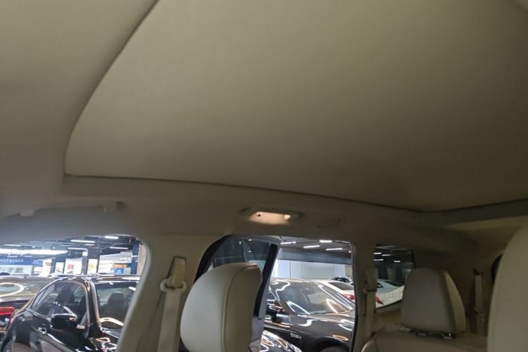 Used Ford Edge 2015 2.0T GTDi 4x4 High-Grade Model Headliner