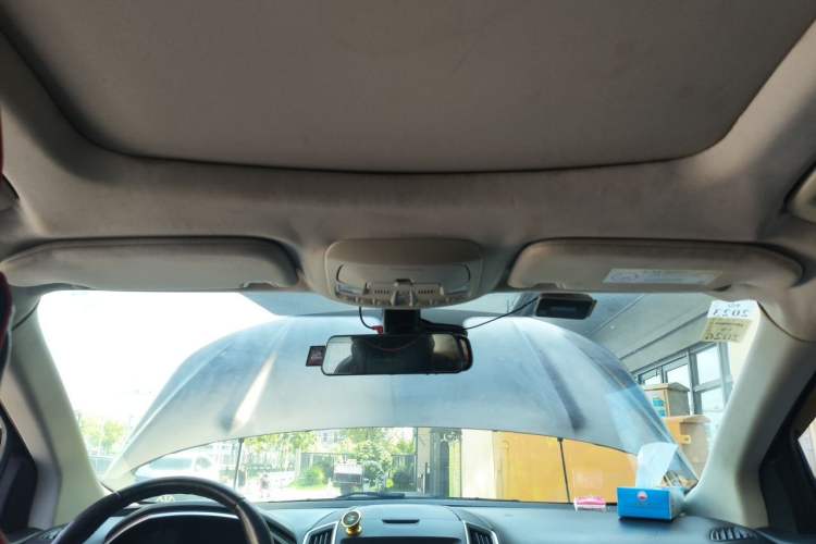 Used Ford Edge 2015 2.0T GTDi Four-Wheel Drive Prestige Model Headliner