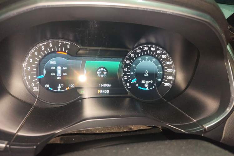 Used Ford Edge 2015 2.0T GTDi Four-Wheel Drive Prestige Model Instrument Cluster