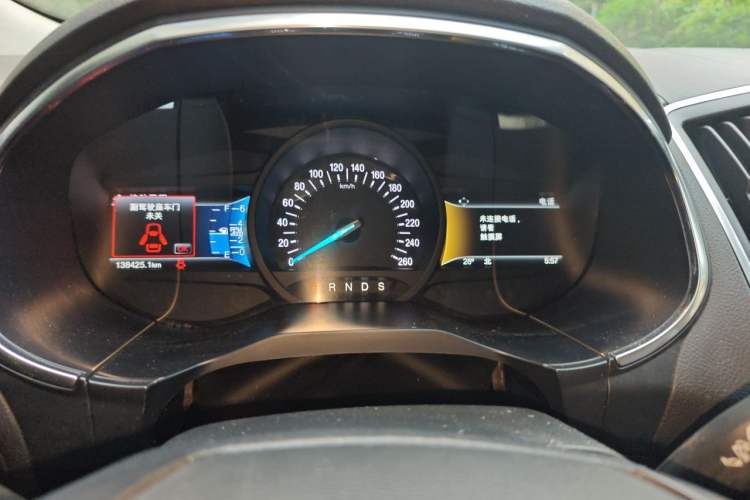Used Ford Edge 2015 2.0T GTDi Two-Wheel-Drive High-Line Version Instrument Cluster