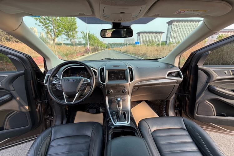 Used Ford Edge 2015 2.0T GTDi 4x4 High-Grade Model Interior 2