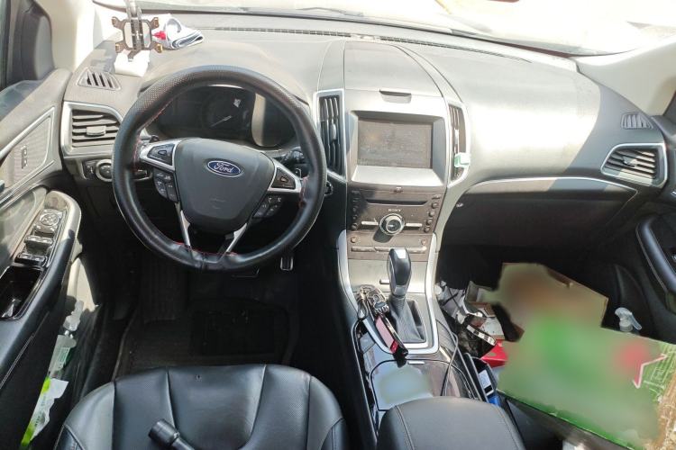 Used Ford Edge 2015 2.7T GTDi 4x4 Sporty 7-Seater Interior 2