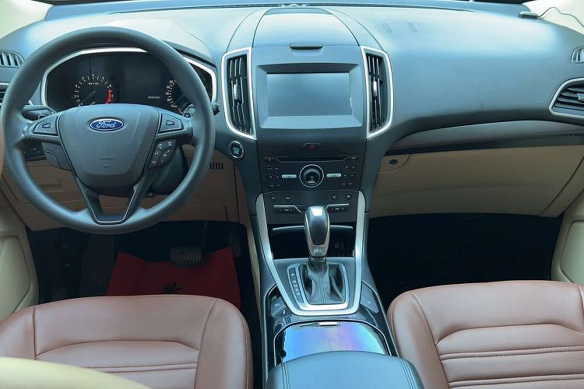 Used Ford Edge 2015 2.0T GTDi Two-Wheel-Drive Elite Edition Interior 5