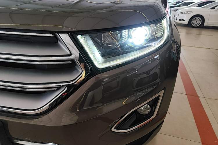 Used Ford Edge 2015 2.0T GTDi Two-Wheel-Drive High-Line Version Left Front Headlight