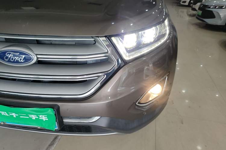 Used Ford Edge 2015 2.0T GTDi Four-Wheel Drive Prestige Model Left Front Headlight