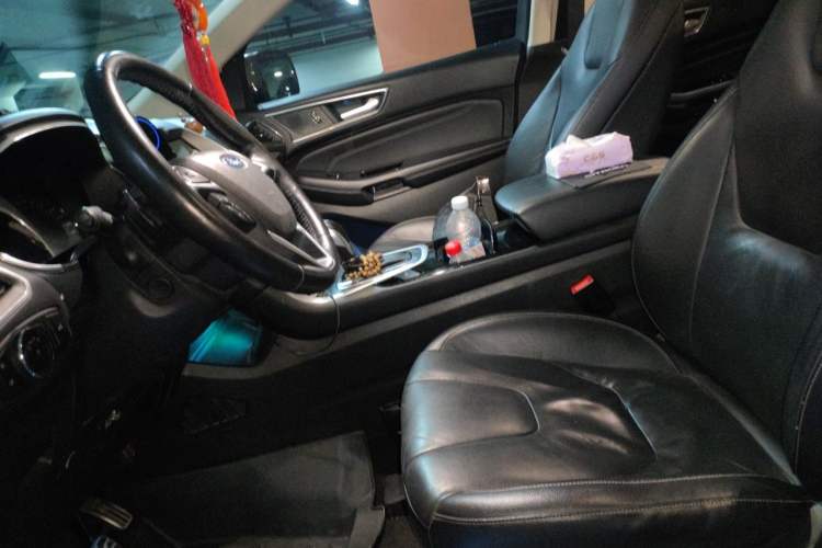 Used Ford Edge 2015 2.0T GTDi Four-Wheel Drive Prestige Model Left Front Seat