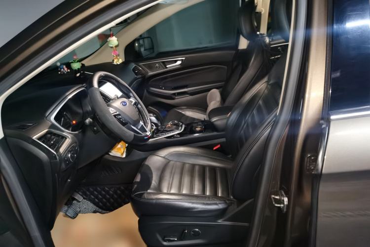 Used Ford Edge 2015 2.0T GTDi Two-Wheel-Drive High-Line Version Left Front Seat