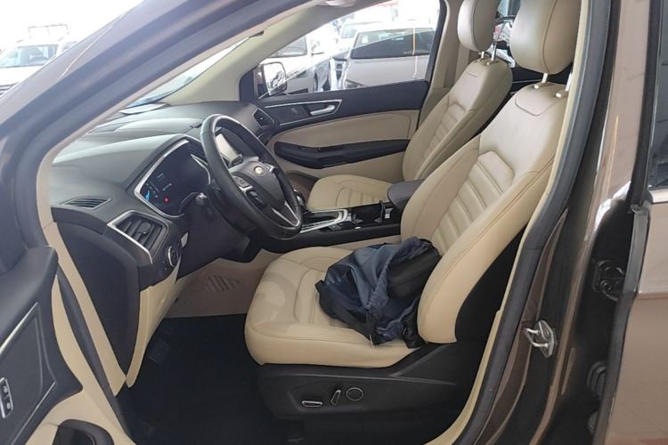 Used Ford Edge 2015 2.0T GTDi Two-Wheel-Drive High-Line Version Left Front Seat