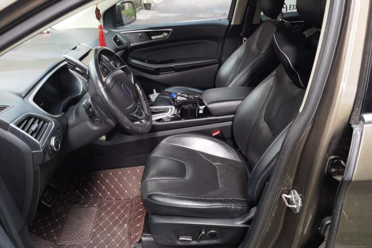 Used Ford Edge 2015 2.0T GTDi Four-Wheel Drive Prestige Model Left Front Seat