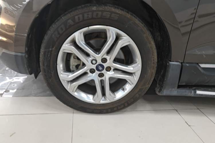 Used Ford Edge 2015 2.0T GTDi 4x4 High-Grade Model Left Front Wheel Hub