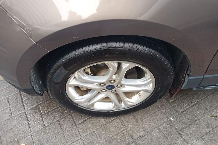 Used Ford Edge 2015 2.0T GTDi 4x4 High-Grade Model Left Front Wheel Hub