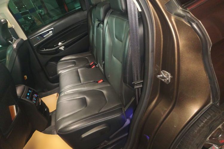 Used Ford Edge 2015 2.0T GTDi Four-Wheel Drive Prestige Model Left Rear Seat