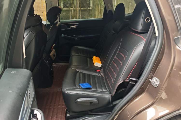 Used Ford Edge 2015 2.0T GTDi 4x4 High-Grade Model Left Rear Seat