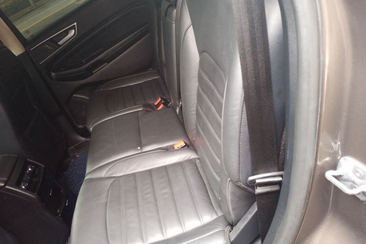 Used Ford Edge 2015 2.0T GTDi 4x4 High-Grade Model Left Rear Seat