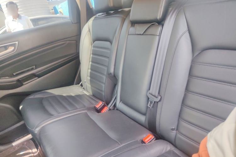 Used Ford Edge 2015 2.0T GTDi 4x4 High-Grade Model Left Rear Seat