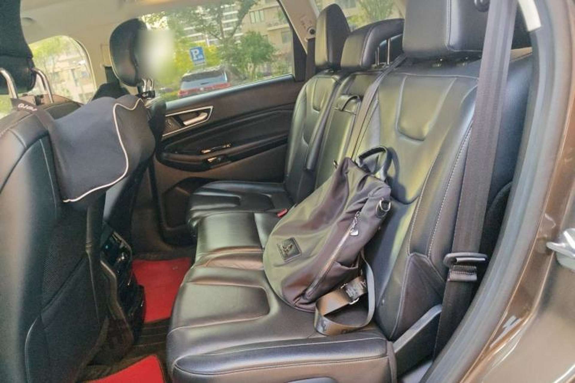 Used Ford Edge 2015 2.0T GTDi Four-Wheel Drive Prestige Model Left Rear Seat