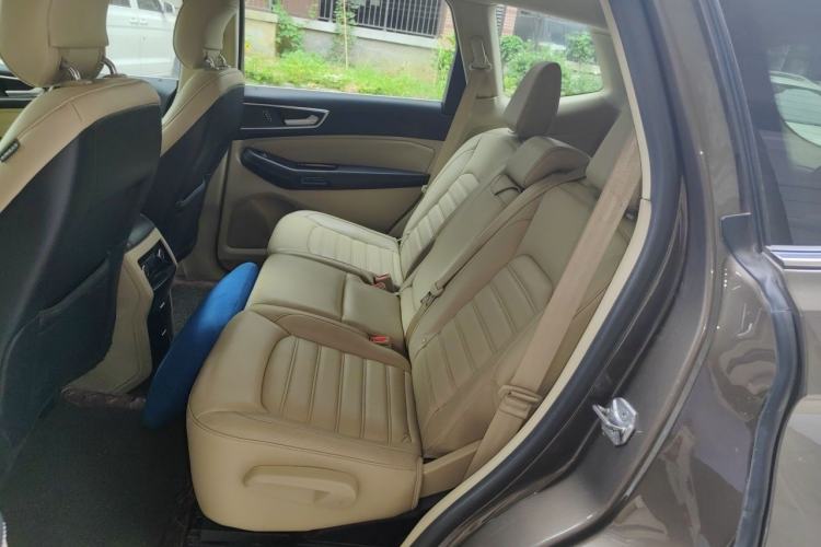 Used Ford Edge 2015 2.0T GTDi 4x4 High-Grade Model Left Rear Seat