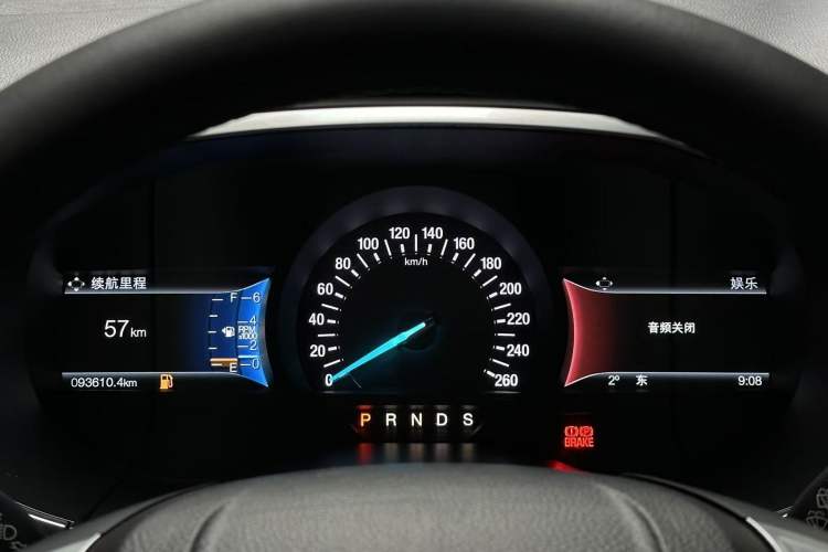 Used Ford Edge 2015 2.0T GTDi Two-Wheel-Drive High-Line Version Odometer Close Up