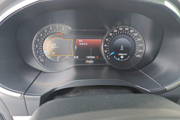 Used Ford Edge 2015 2.7T GTDi 4x4 Prestige 7-Seater Odometer Close Up