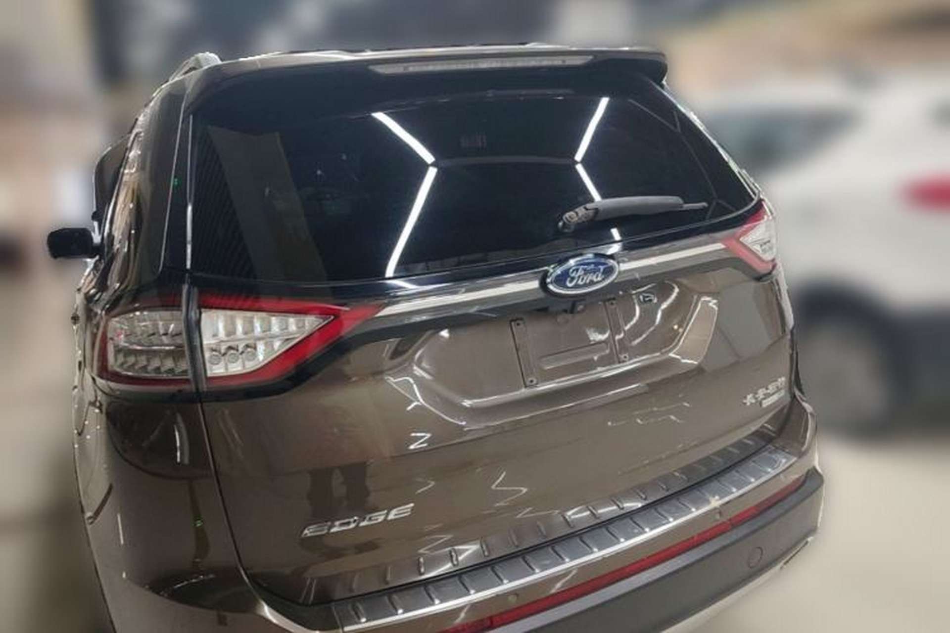 Used Ford Edge 2015 2.0T GTDi 4x4 High-Grade Model Rear Left 45 Deg