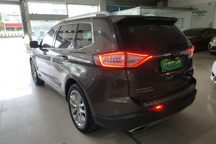 Used Ford Edge 2015 2.0T GTDi Four-Wheel Drive Prestige Model Rear Left 45 Deg