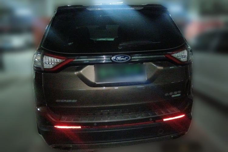 Used Ford Edge 2015 2.0T GTDi Two-Wheel-Drive High-Line Version Rear