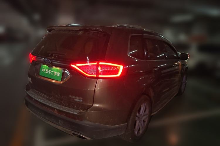 Used Ford Edge 2015 2.0T GTDi 4x4 High-Grade Model Rear Right 45 Deg
