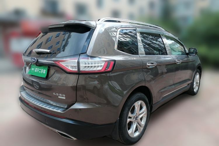 Used Ford Edge 2015 2.0T GTDi Two-Wheel-Drive High-Line Version Rear Right 45 Deg